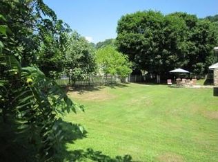 377 Church Rd, Milford, NJ 08848