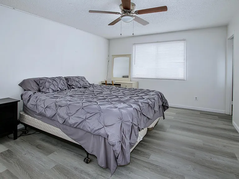 1702 E El Parque Dr — Photo 13