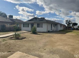 301 Walker St, Arvin, CA 93203