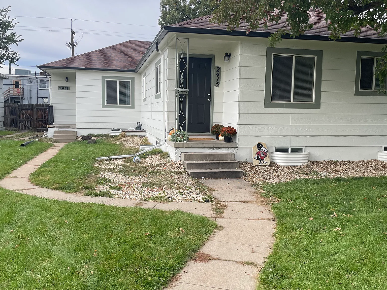 4 bed, 1605 sqft, $3,400 — Photo 2