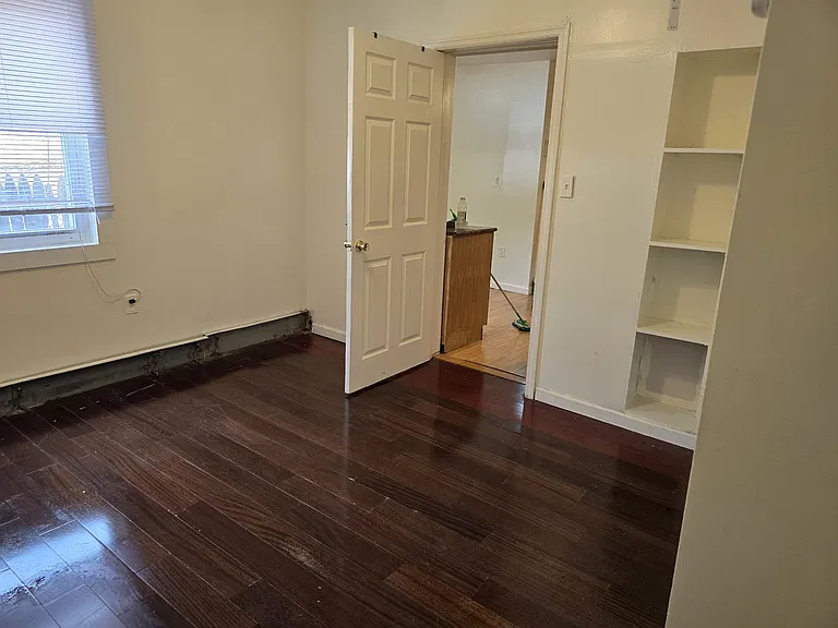 124 Hague St #1 — Photo 4