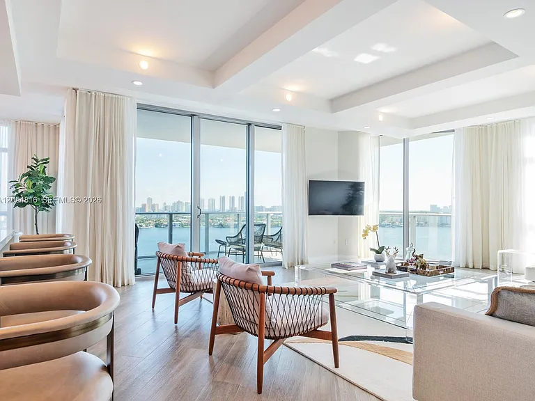17301 Biscayne Blvd #1609 — Photo 5