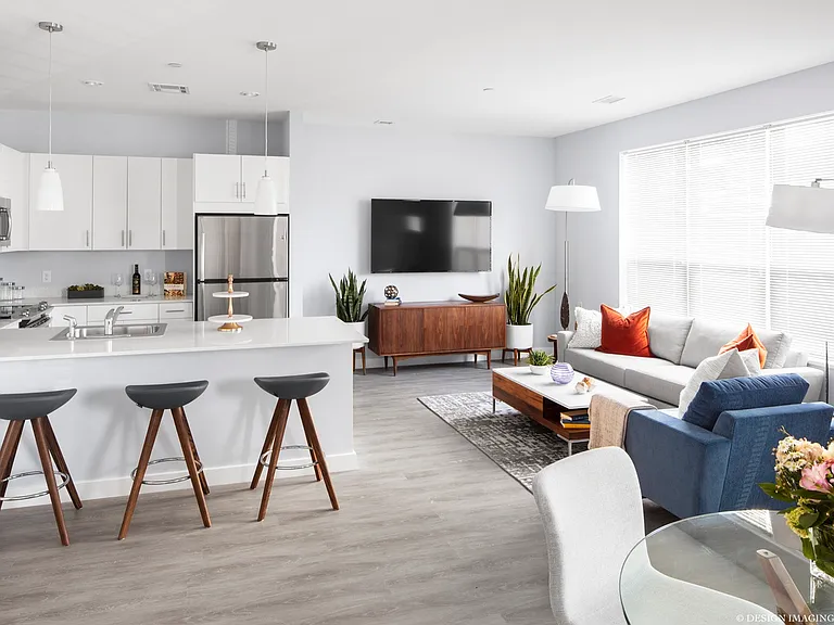 Elevation Apartments at Crown Colony — Photo 8