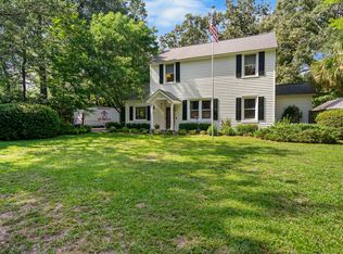 109 Pine Grove Ave, Summerville, SC 29483