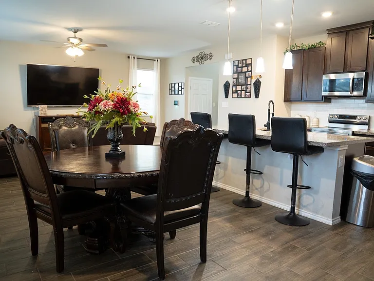 4207 Lorisa Dr — Photo 14