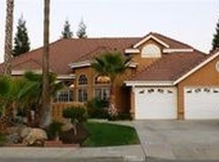 2805 Joshua Ave, Clovis, CA 93611