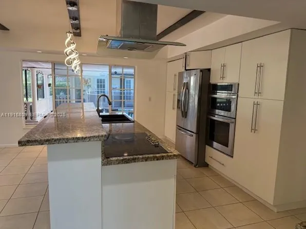 29325 SW 182nd Ave, Homestead, FL 33030