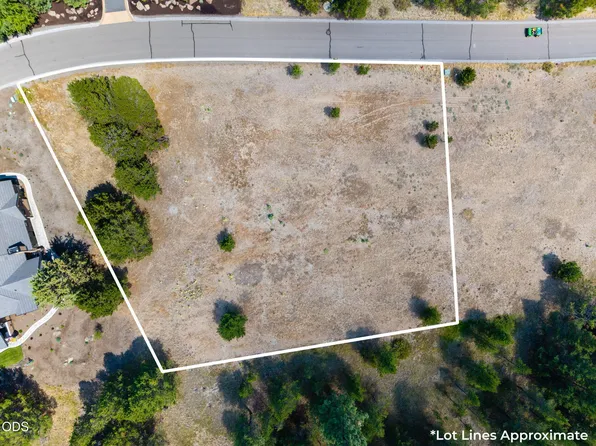 56835 Nest Pine Dr, Bend, OR 97707