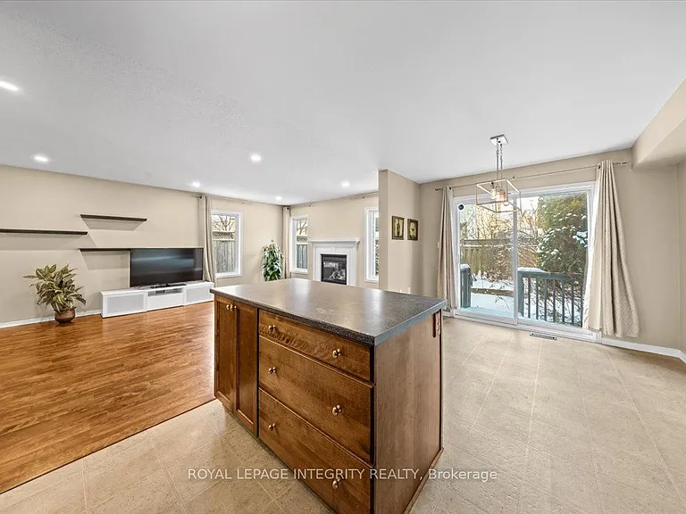 120 Grovemont Dr — Photo 17