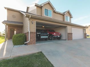 CROSS CREEK VILLAS, Columbia, MO 65202