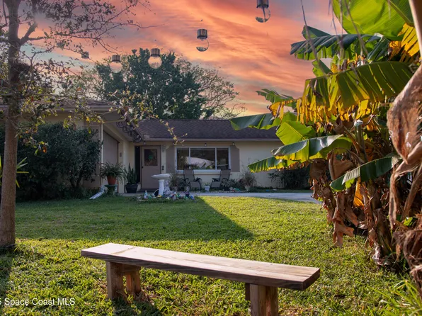 2618 Watkins Dr, Melbourne, FL 32901