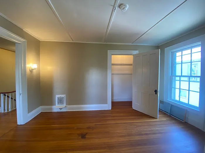 1146 State St #UPPER — Photo 18