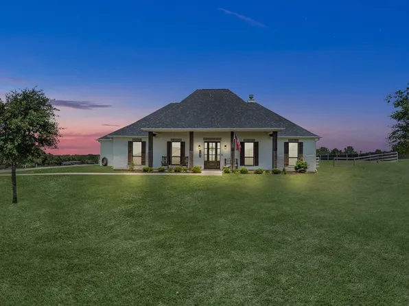 184 Randi Rd, Bellville, TX 77418