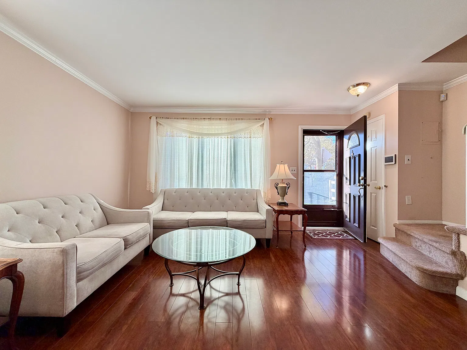 2 bed, 1080 sqft, $2,800 — Photo 3
