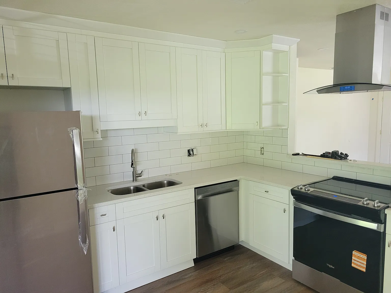 2 bed, 900 sqft, $1,650 — Photo 1