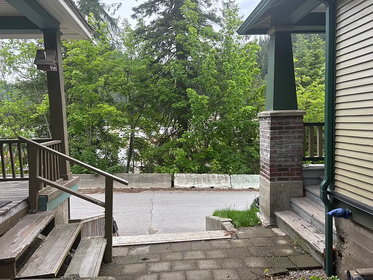 616 Pearl St #2 — Photo 36