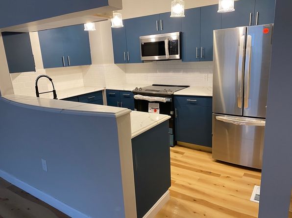 15 Ocean Ave APT 105, Winthrop, MA 02152