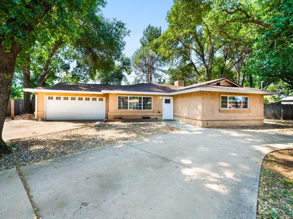 20123 Cindy Ln, Redding, CA 96002