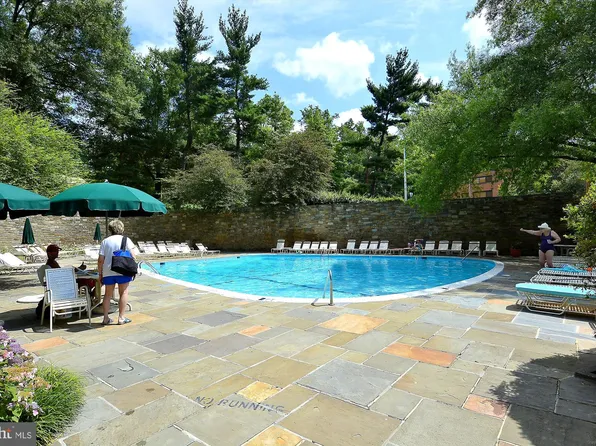 4000 Tunlaw Rd NW APT 611, Washington, DC 20007