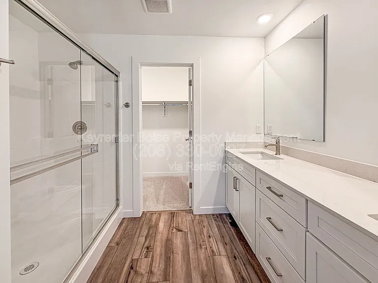 1760 N Big Star Ave — Photo 15