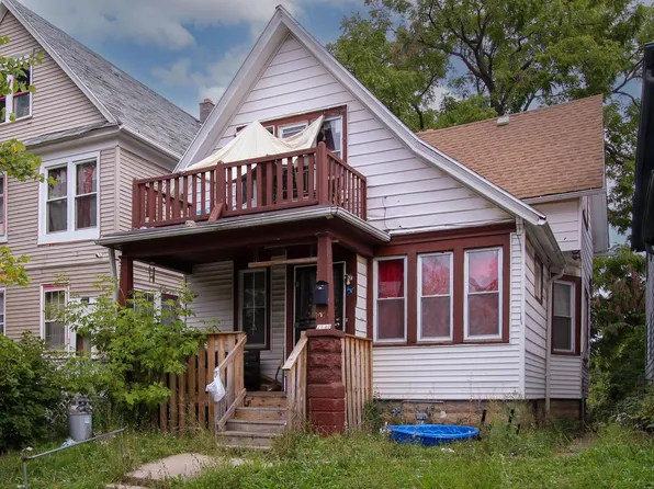 2640 North 24th STREET, Milwaukee, WI 53206