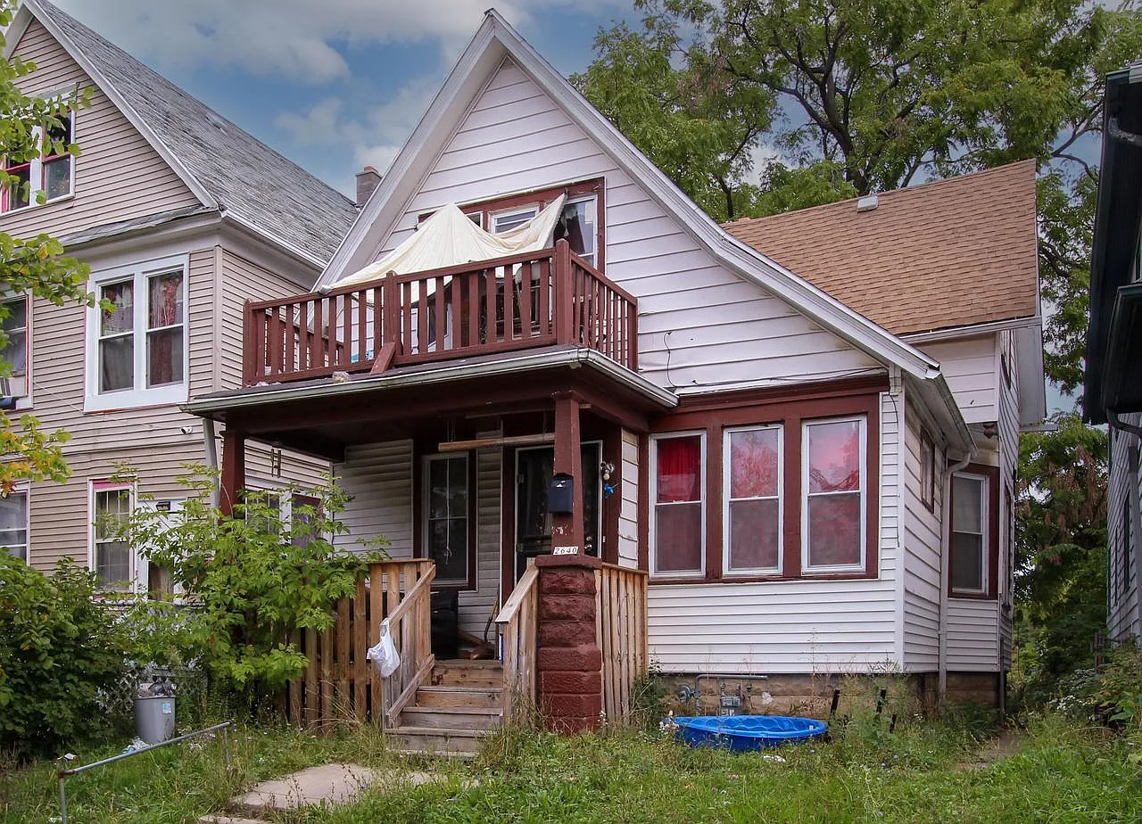 2640 North 24th STREET photo 1