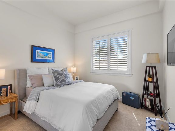 Guest bedroom downstairs