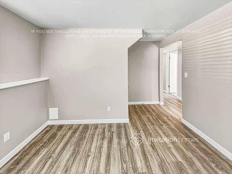 2611 W Castle Oaks Cir — Photo 16
