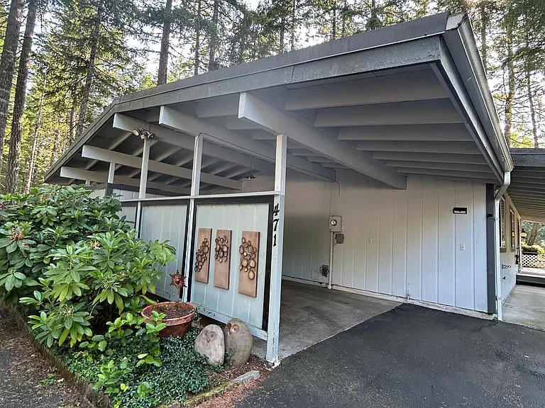 471 E Michelle Dr — Photo 24