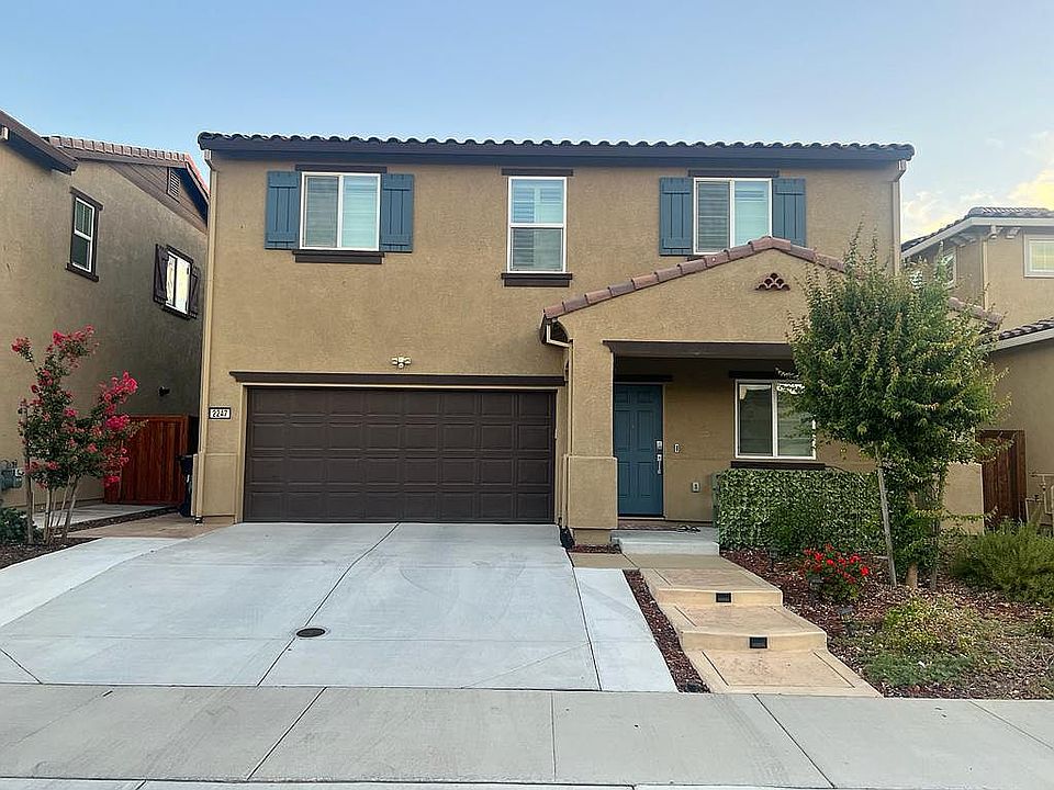 1st image of 2247 Mayhill Dr