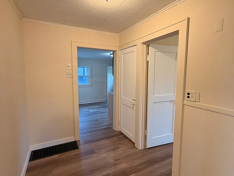 18 Lincoln Ave #1 — Photo 12