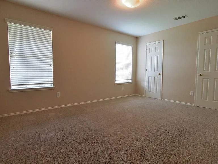 21211 Bridge Springs Ln — Photo 23