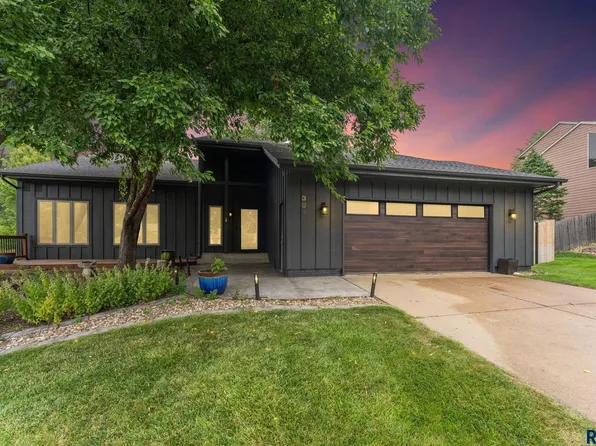 308 E Aspen Dr, Sioux Falls, SD 57105
