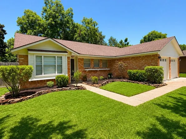 2016 Kingsway Dr, League City, TX 77573