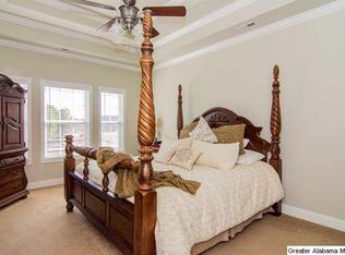 321 Waterford Cove Trl, Calera, AL 35040