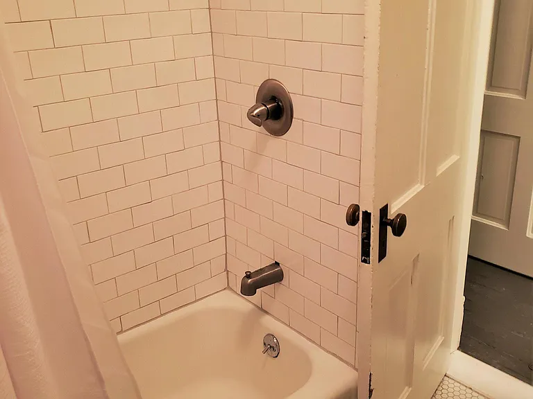 2nd floor full bath