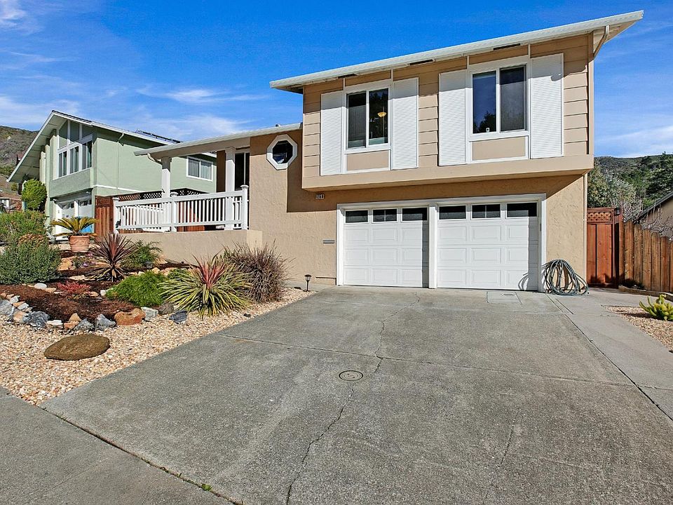 1st image of 1250 Oddstad Blvd