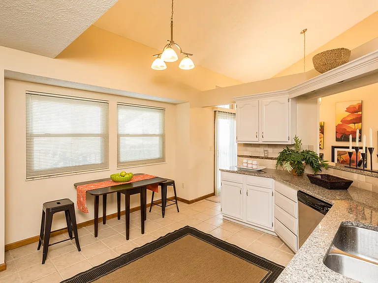 4112 Loughmoor Dr — Photo 11