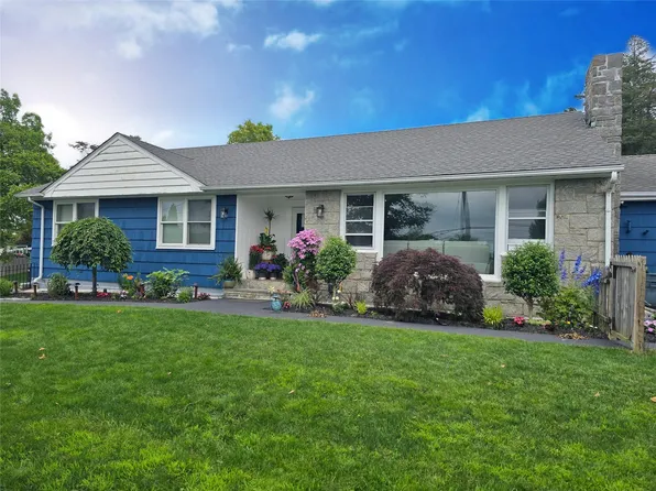 94 Woodland Drive, Carmel, NY 10512