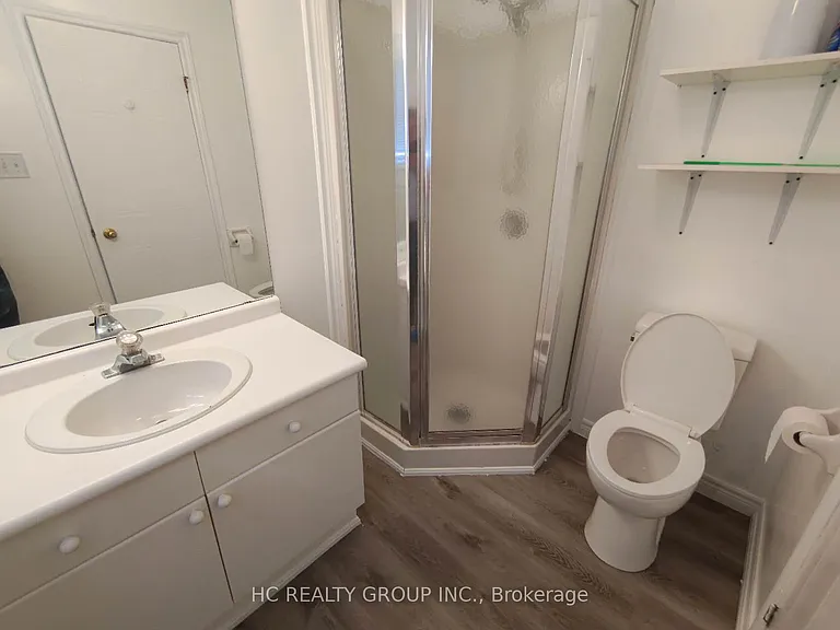1548 Richmond St #1 — Photo 9