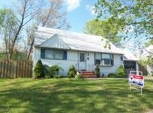 86 Bentley Ave, Old Bridge, NJ 08857