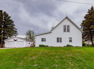 2512 Peru Rd, Peru, IA 50222