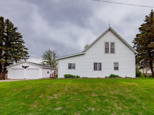 2512 Peru Rd, Peru, IA 50222