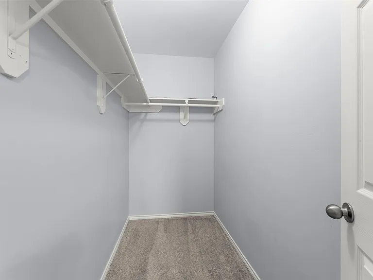 11745 Logan Ridge Dr — Photo 17