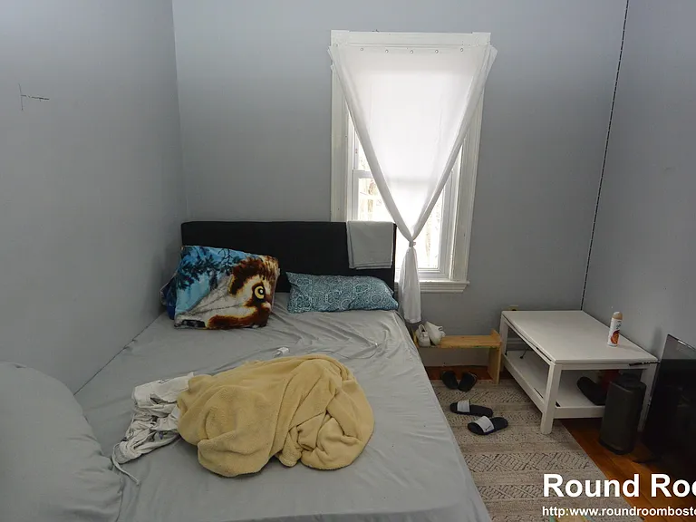 10 Brackett St #10 — Photo 5
