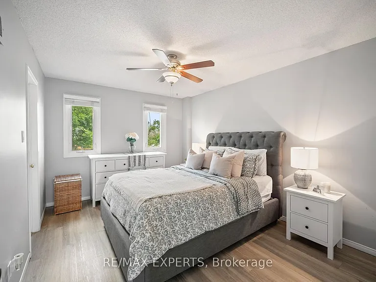 11 Penton Dr — Photo 13