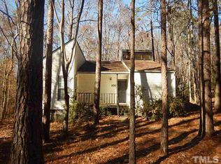101 Briar Patch Ln, Chapel Hill, NC 27516