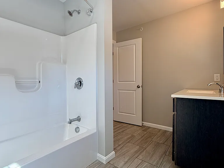 27 Jefferson St #1 — Photo 8