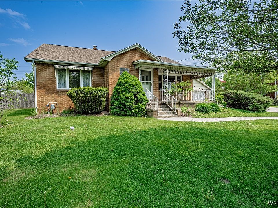 1st image of 157 Broezel Ave