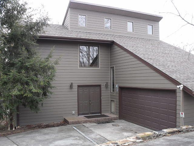 1st image of 131 Lake Haven Dr